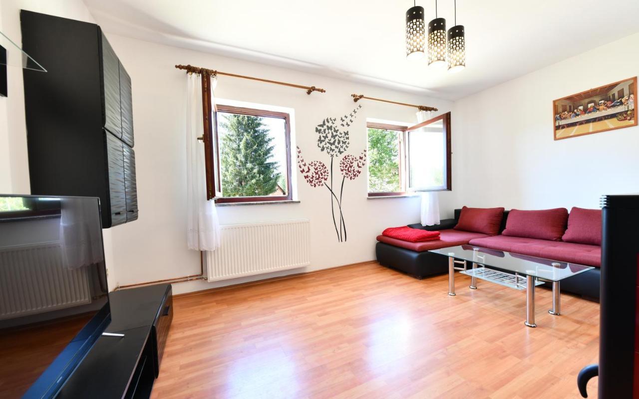 Holiday Home Matan Saborsko Exterior foto