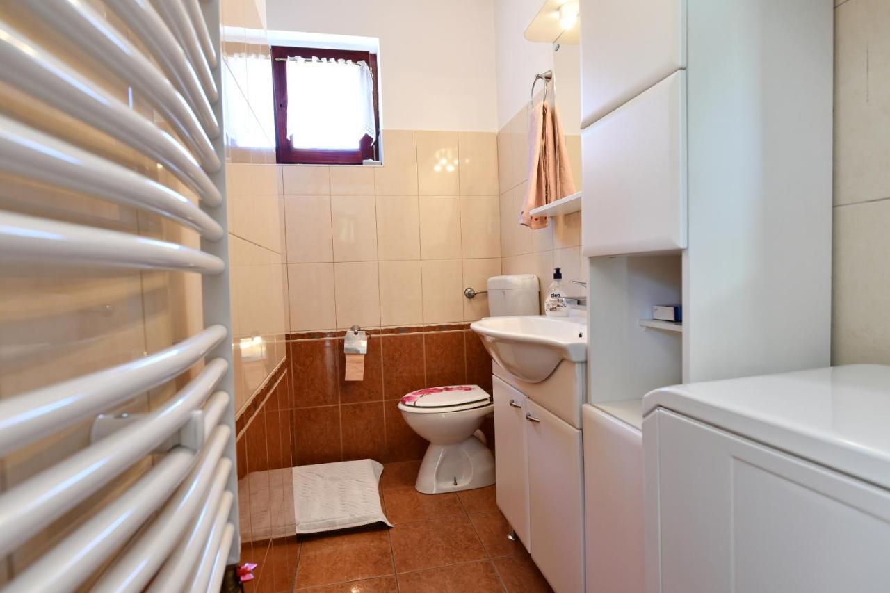 Holiday Home Matan Saborsko Exterior foto